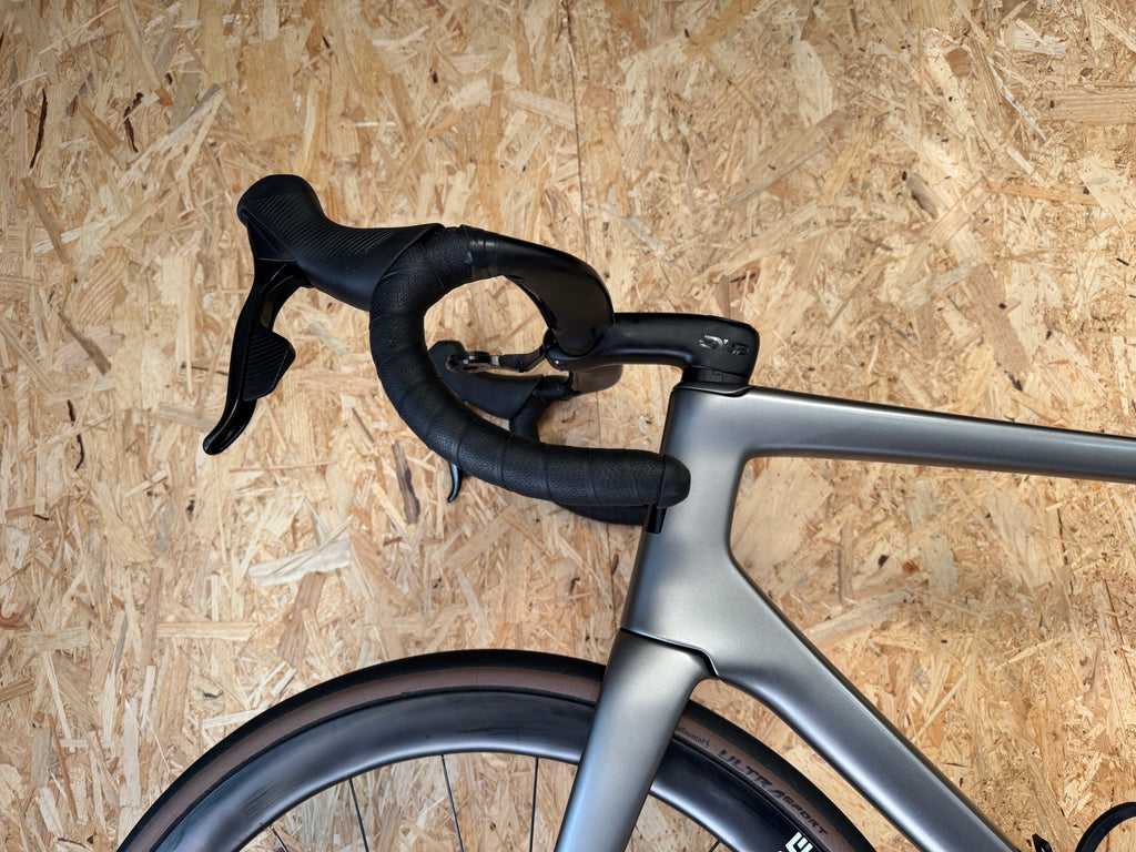 Enve melee taille 58 (184-190cm)