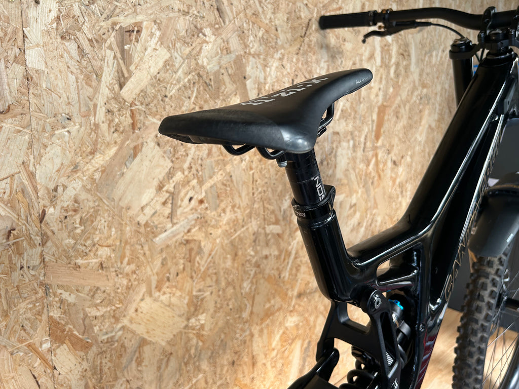 Santa Cruz v10 2025 (taille L)