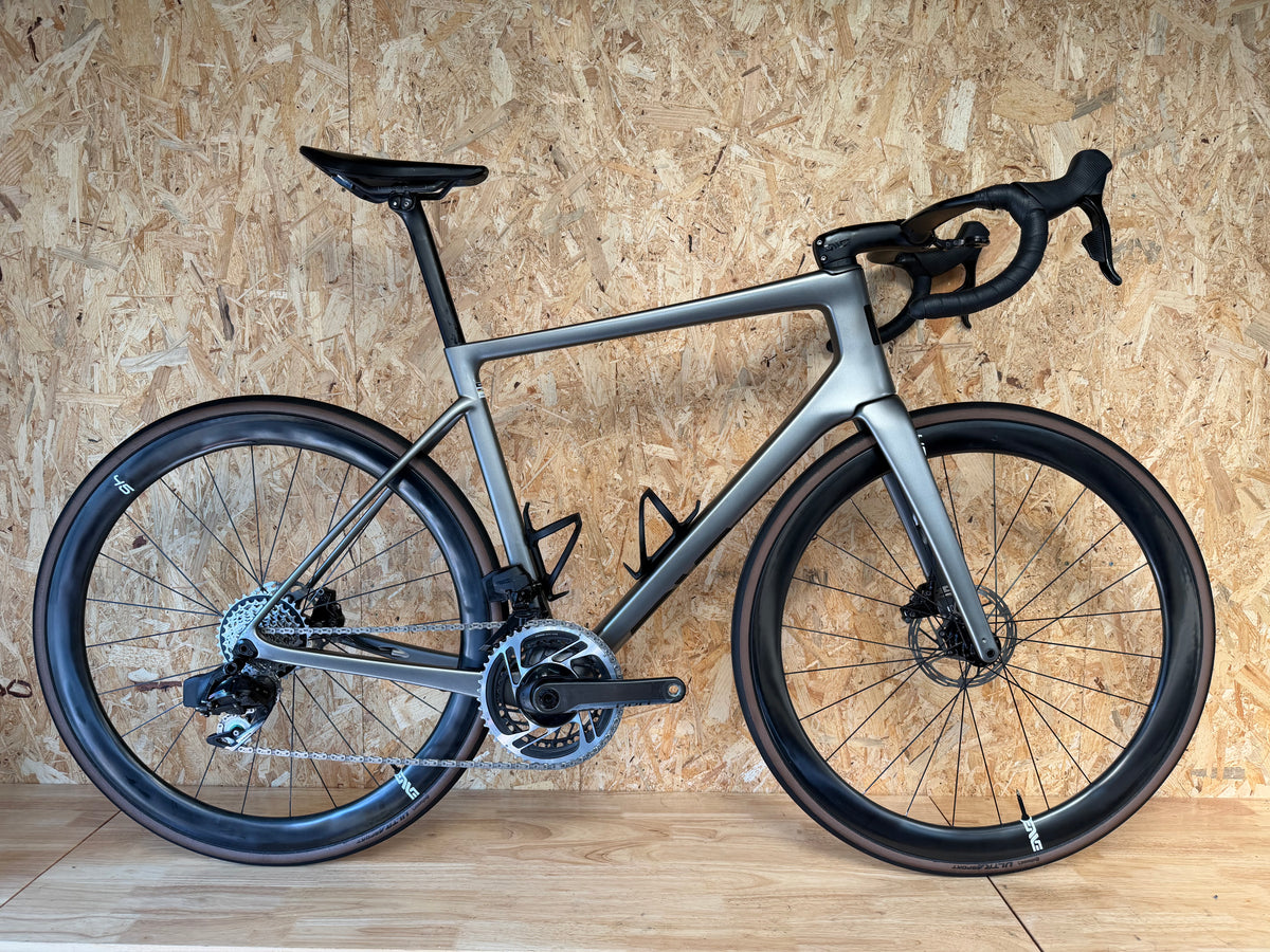 Enve melee taille 58 (184-190cm)
