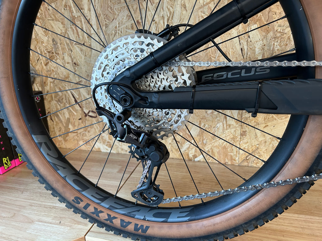 VTT électrique FOCUS jam taille (175-181cm)