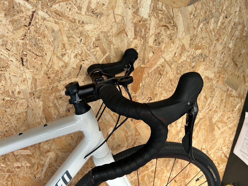 Specialized diverge taille 54 (172-178cm)