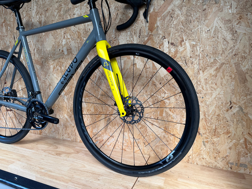 Vélo Gravel lupo dolomite (taille L 180-185cm)