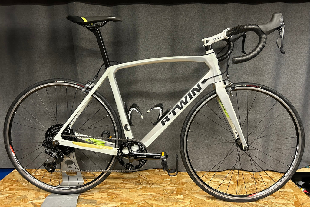 B’Twin Ultra CF Carbon - (1m75 à 1m82)