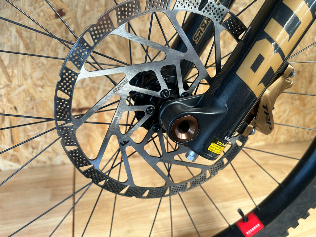 Santa Cruz v10 2025 (taille L)