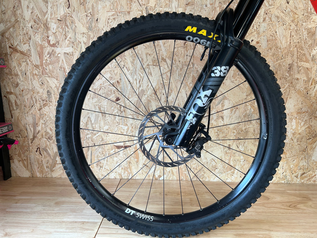 YT Capra – 2023 (1m75 à 1m85)
