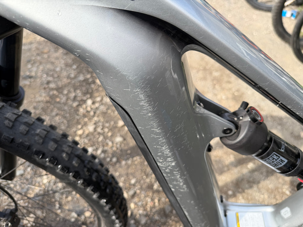 VTT électrique cannondale taille S (155-168cm)
