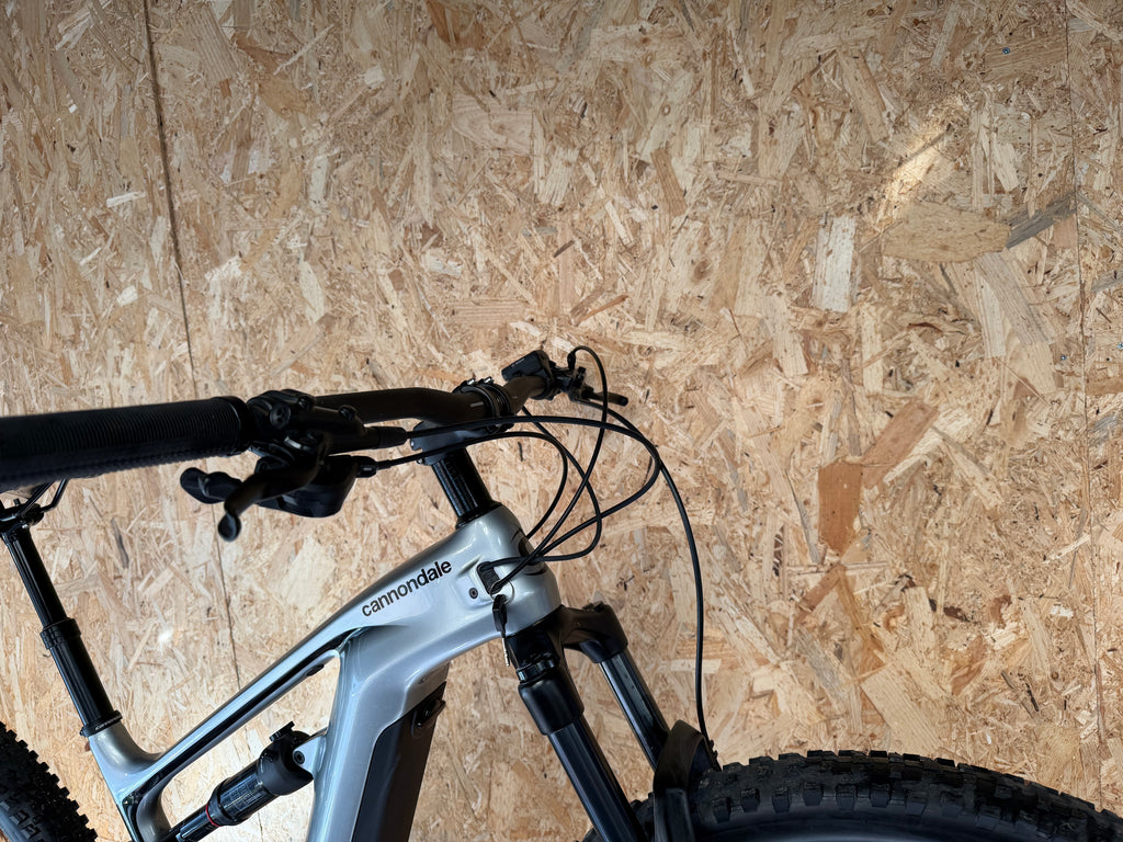 VTT électrique cannondale taille S (155-168cm)