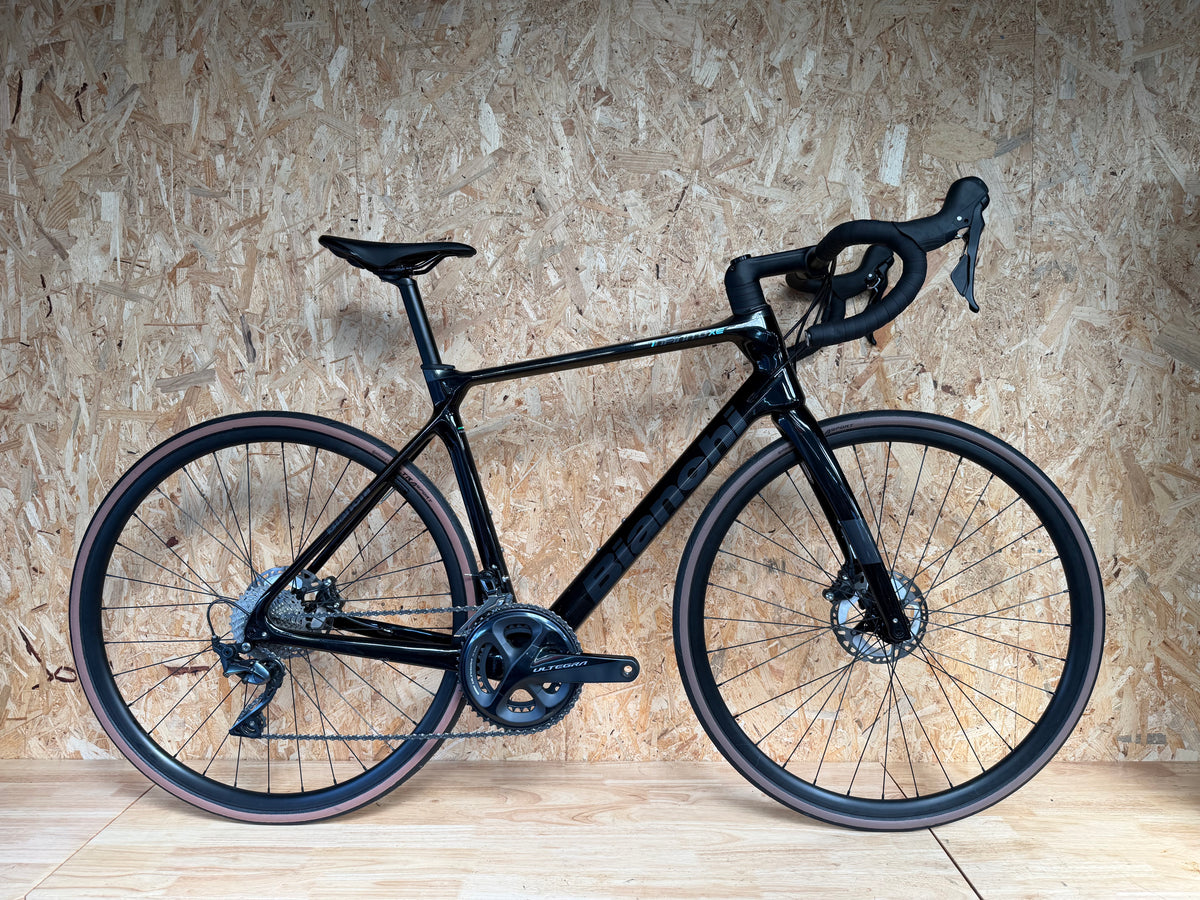 Bianchi infinito taille 55 (180-184cm)