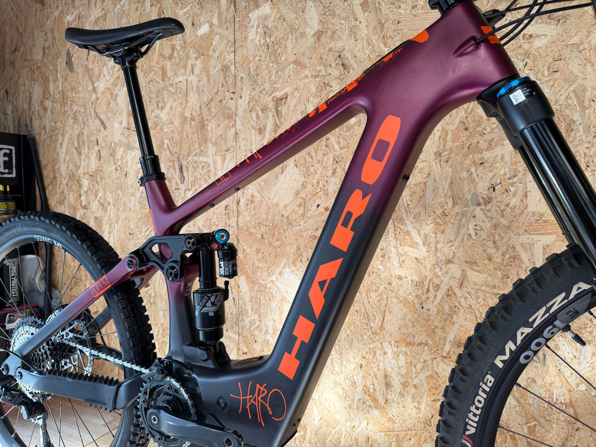 VTT électrique haro e Greer taille L (180-190cm)