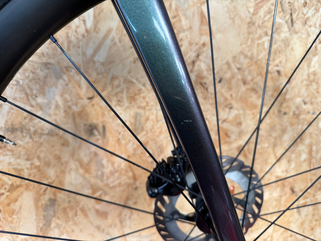 Giant TCR Pro Disc 1 – 2024 – Taille M/L (175-185cm) – Shimano 105 Di2 – SLR 1 carbone – 8,1 kg