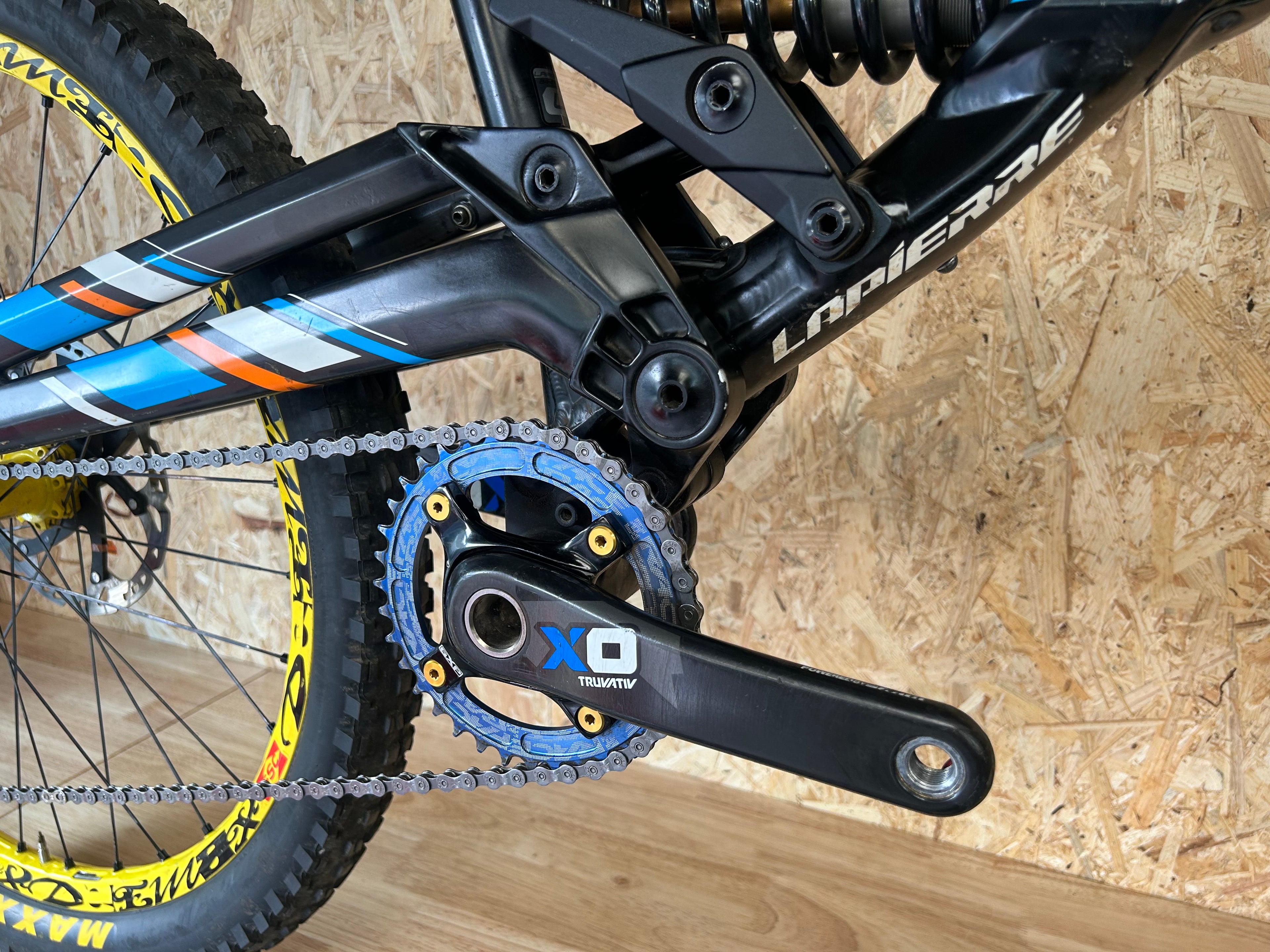 Lapierre DH Team - 2013 (1m73 à 1m78)