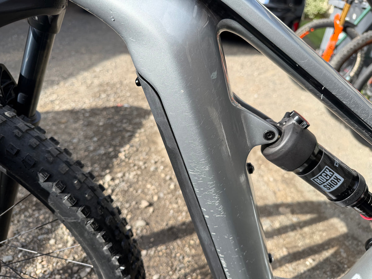 VTT électrique cannondale taille S (155-168cm)