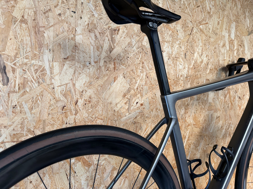 Enve melee taille 58 (184-190cm)