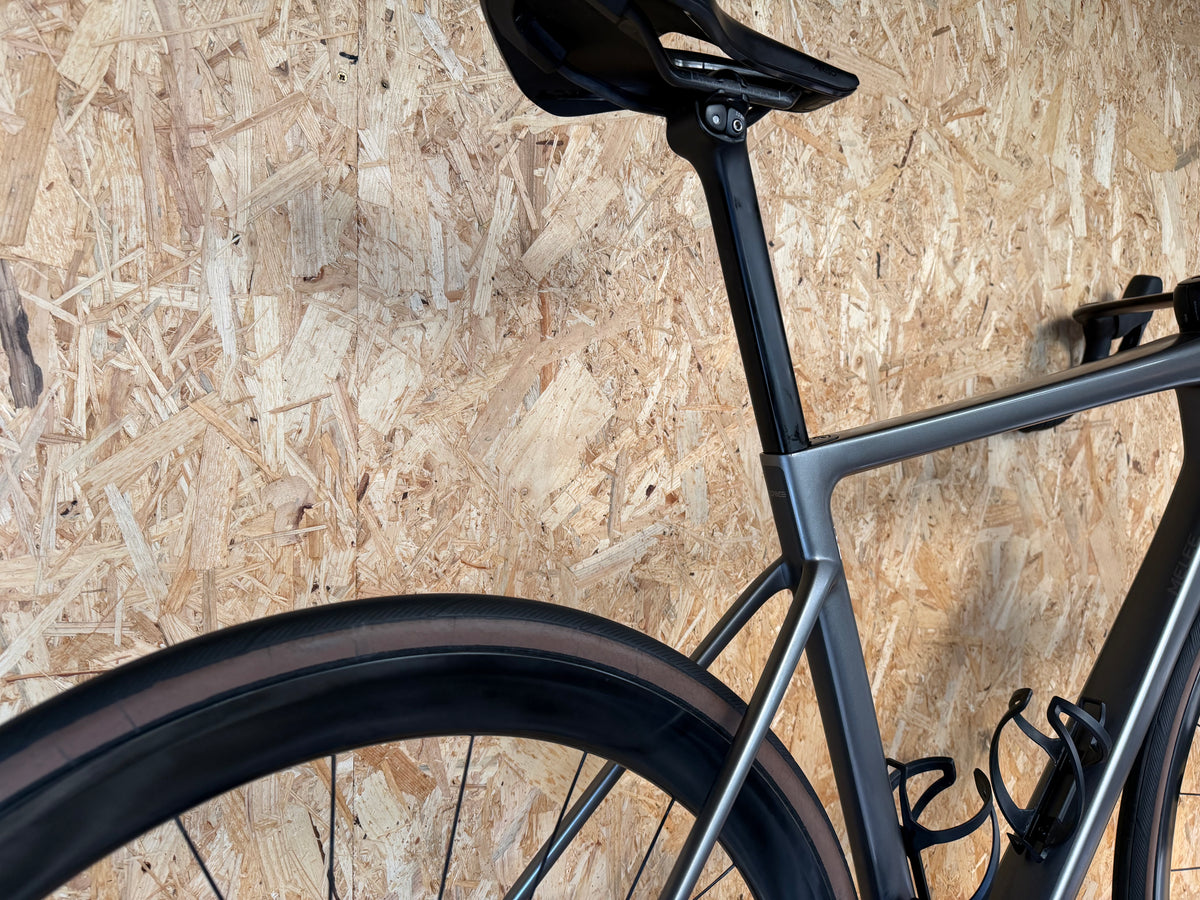 Enve melee taille 58 (184-190cm)