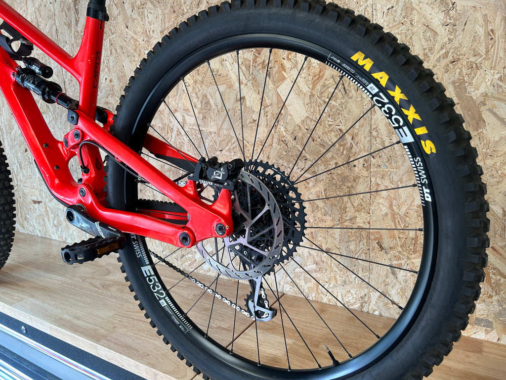 YT Capra – 2023 (1m75 à 1m85)