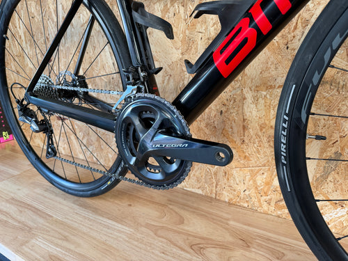 BMC Teammachine SLR01 – Taille 54 (174-180cm) – Ultegra – Full Carbone – 8,8 kg
