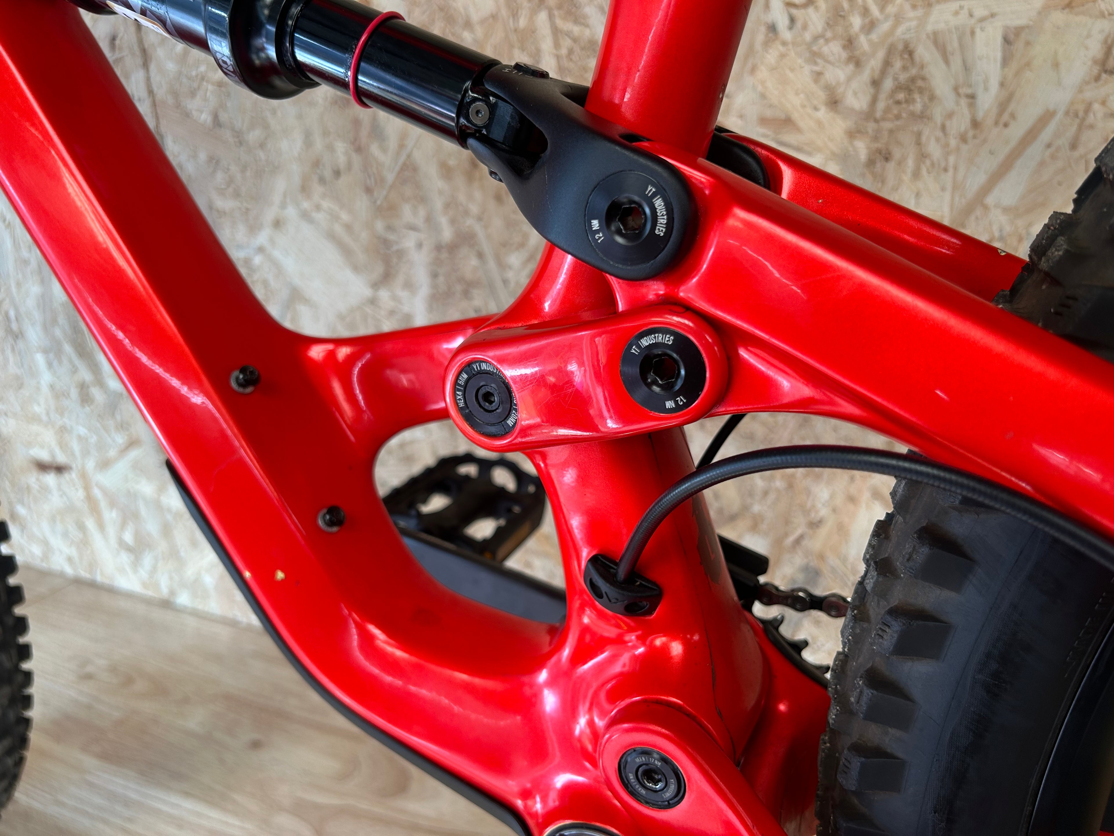 YT Capra – 2023 (1m75 à 1m85)