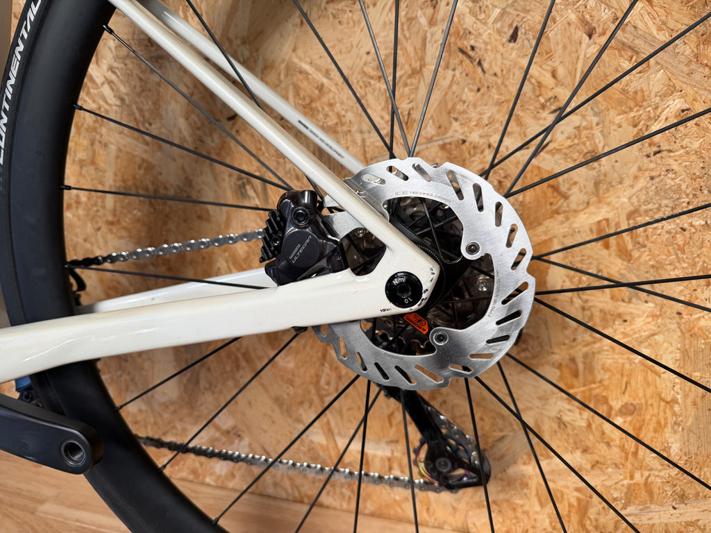 BMC Roadmachine – 2022 – Taille 54 (174-180cm) Ultegra Di2 – Roues carbone – 8,5 kg