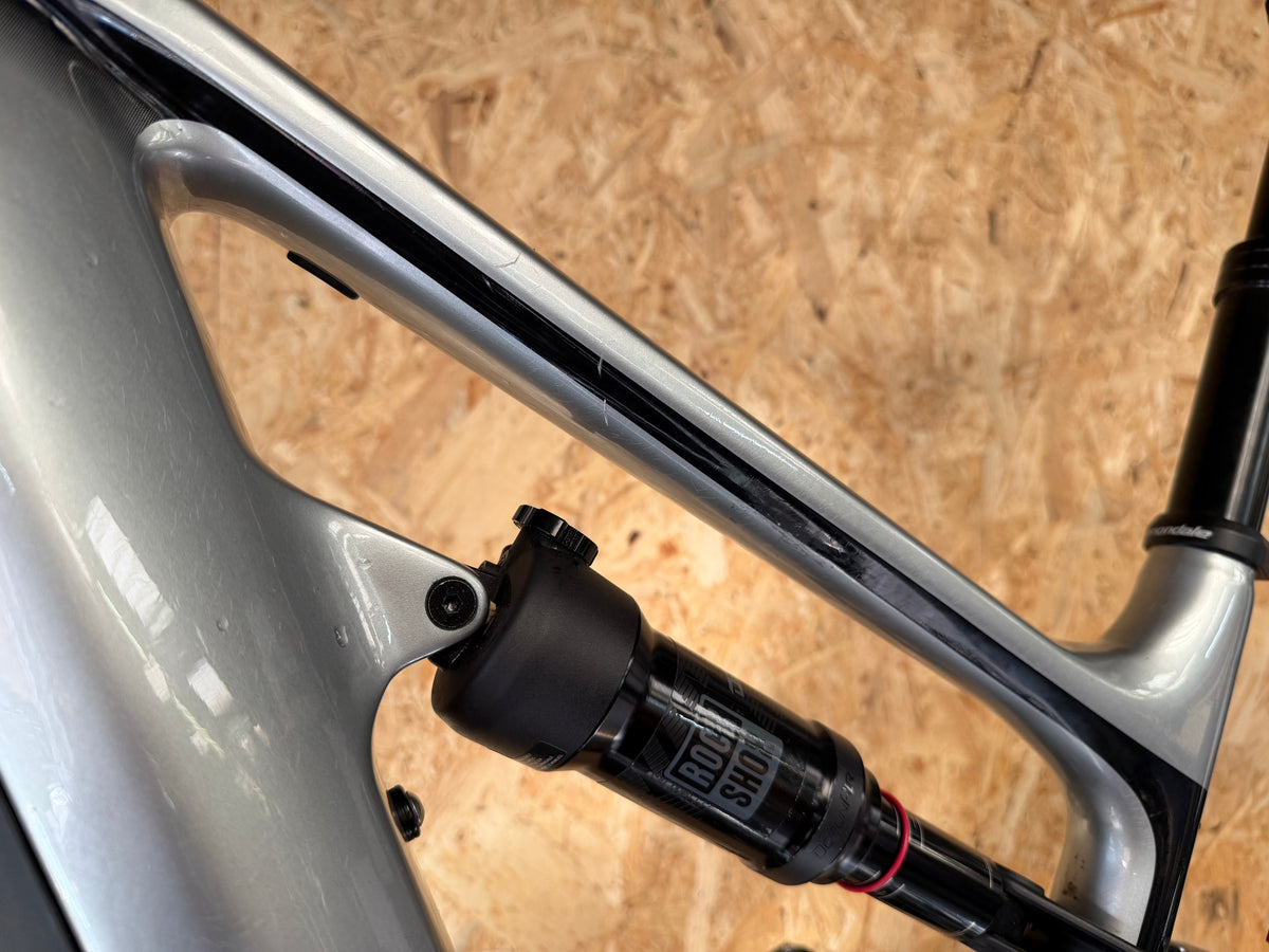 VTT électrique cannondale taille S (155-168cm)