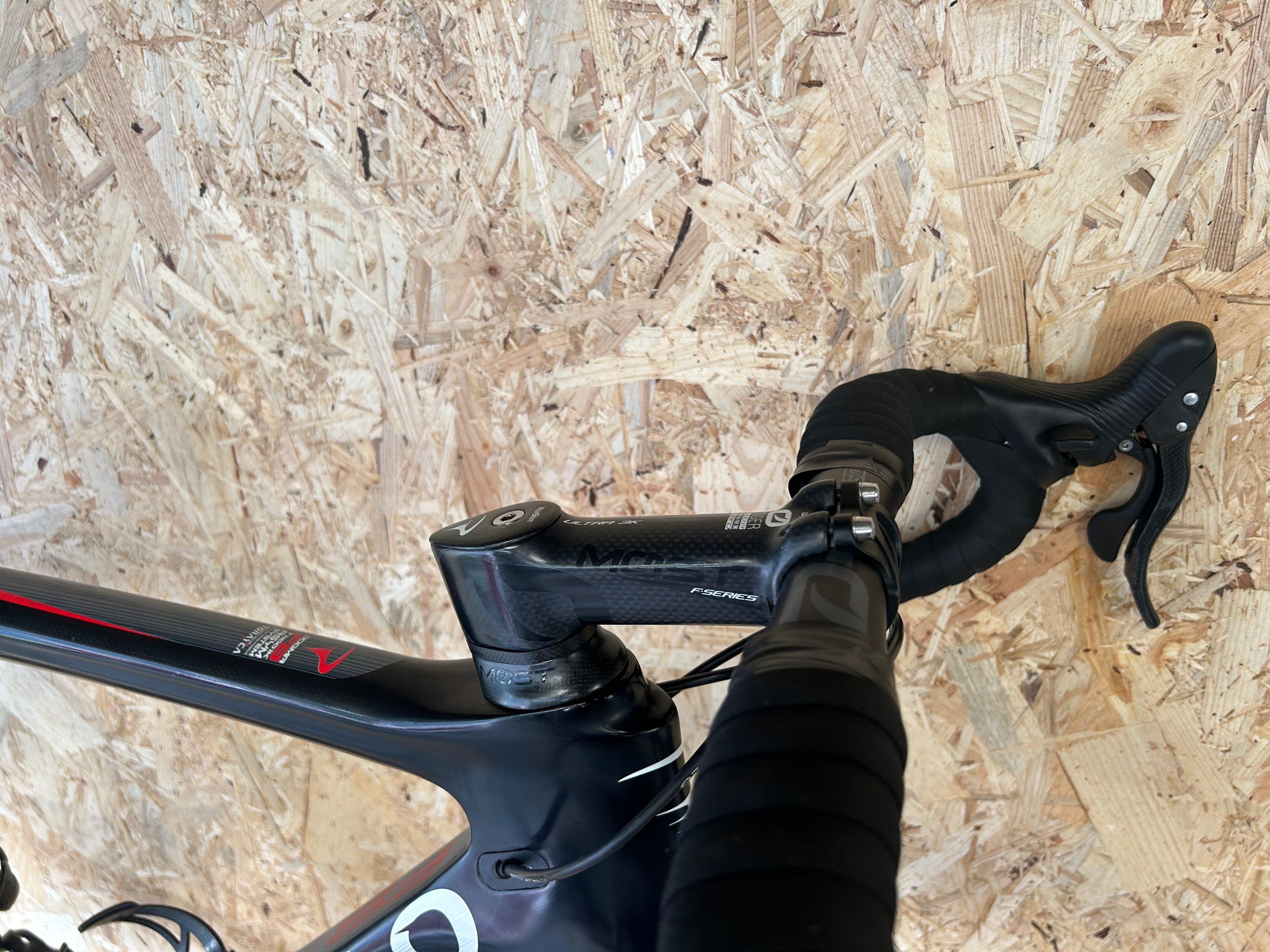 Pinarello Dogma F8 (170-175cm)