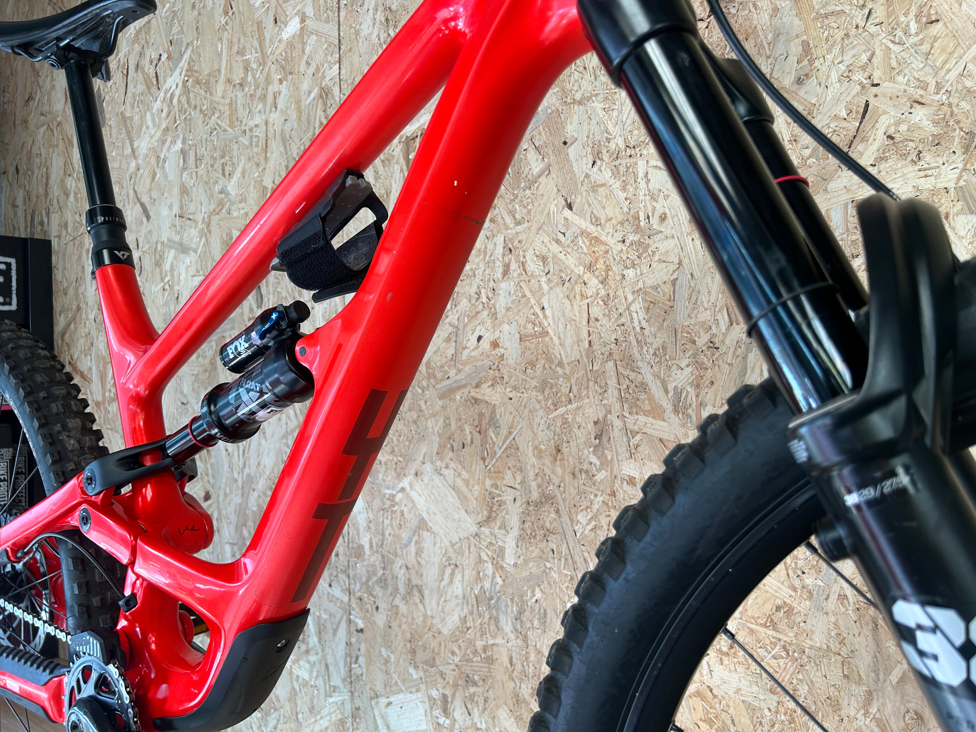 YT Capra – 2023 (1m75 à 1m85)
