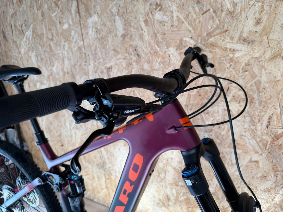 VTT électrique haro e Greer taille L (180-190cm)