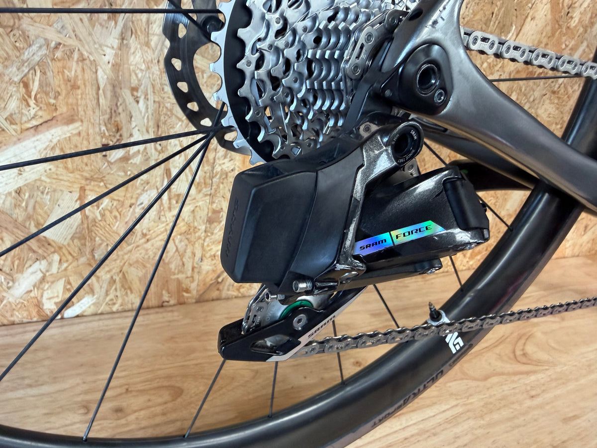 Enve melee taille 58 (184-190cm)