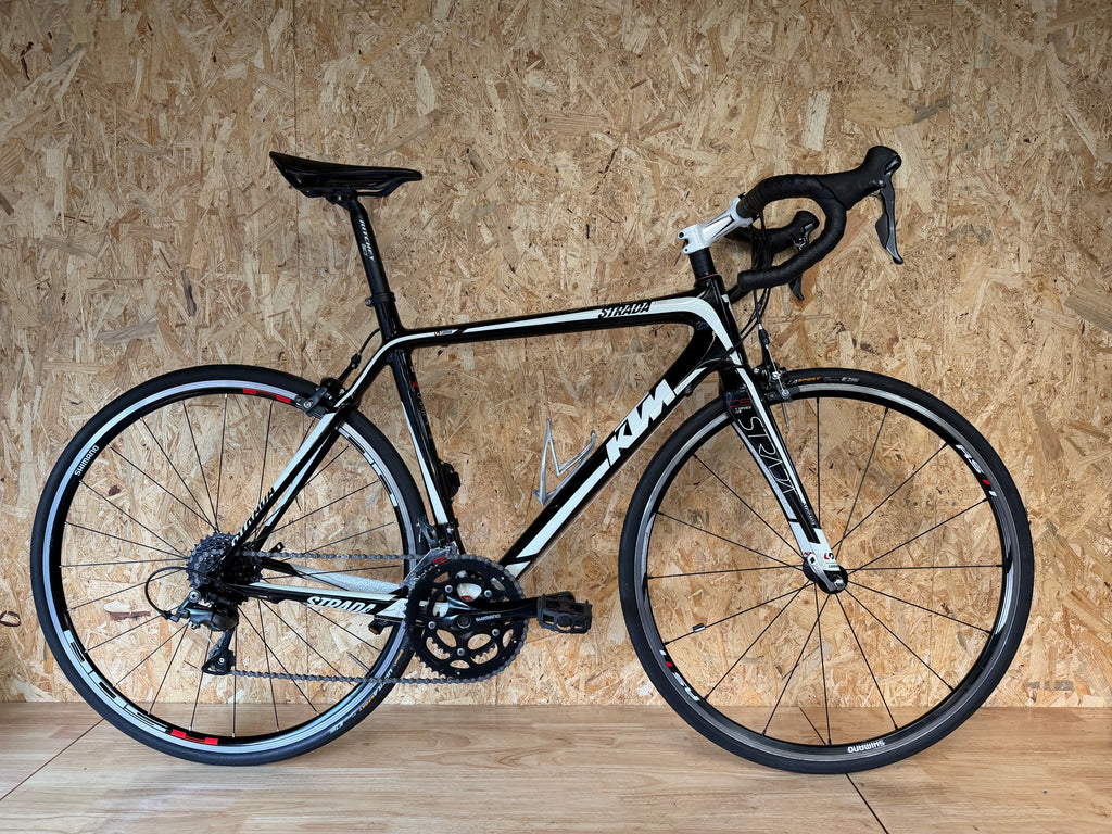 Vélo route ktm strada taille L (177-182cm)