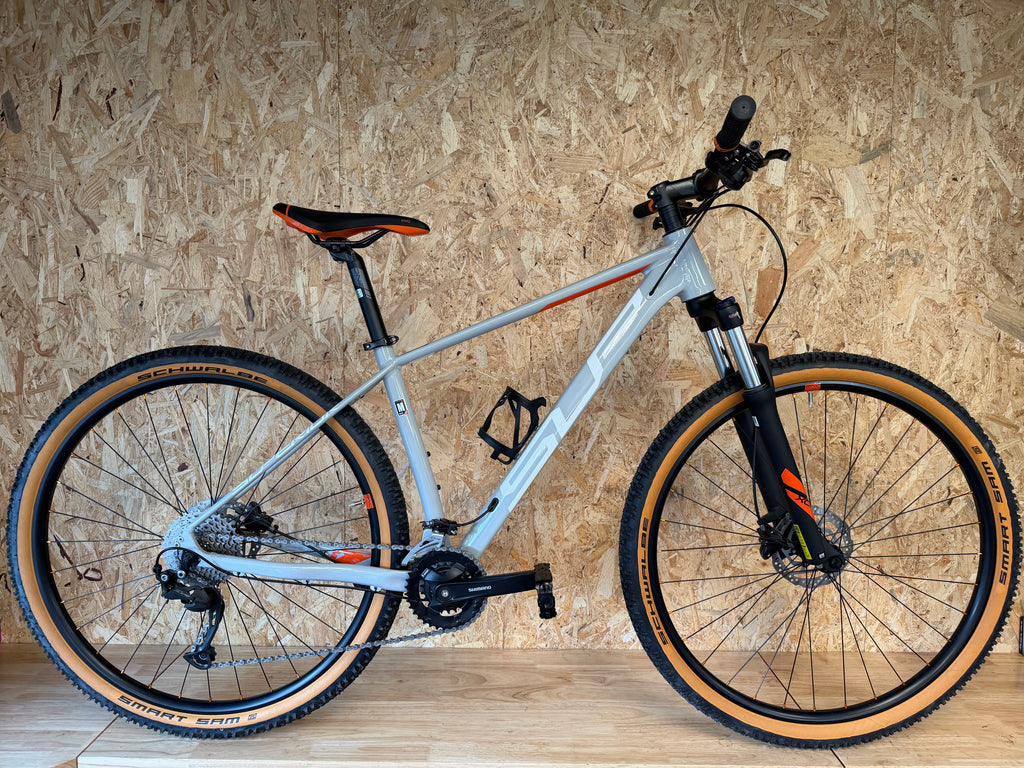 VTT superior taille M (173-178cm)