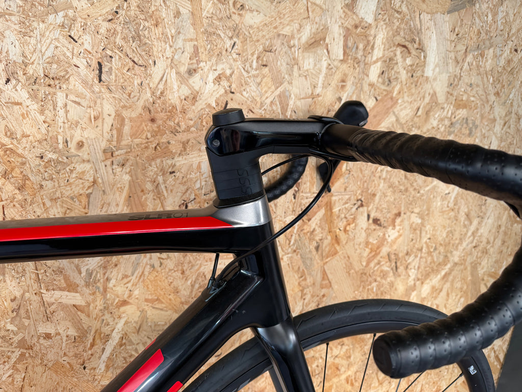 BMC Teammachine SLR01 – Taille 54 (174-180cm) – Ultegra – Full Carbone – 8,8 kg
