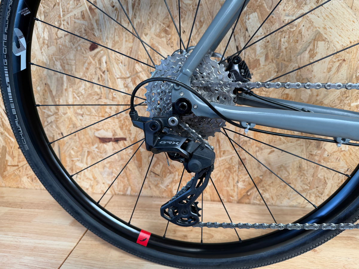 Vélo Gravel lupo dolomite (taille L 180-185cm)