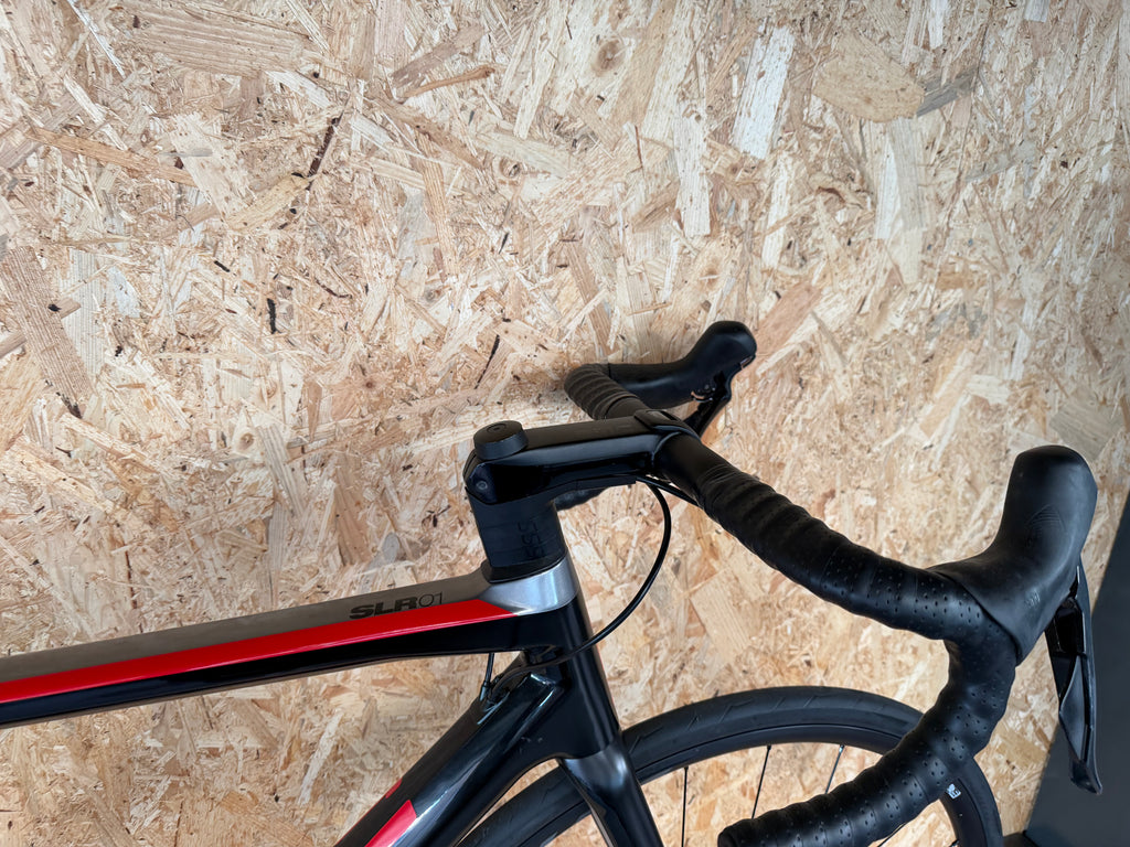 BMC Teammachine SLR01 – Taille 54 (174-180cm) – Ultegra – Full Carbone – 8,8 kg