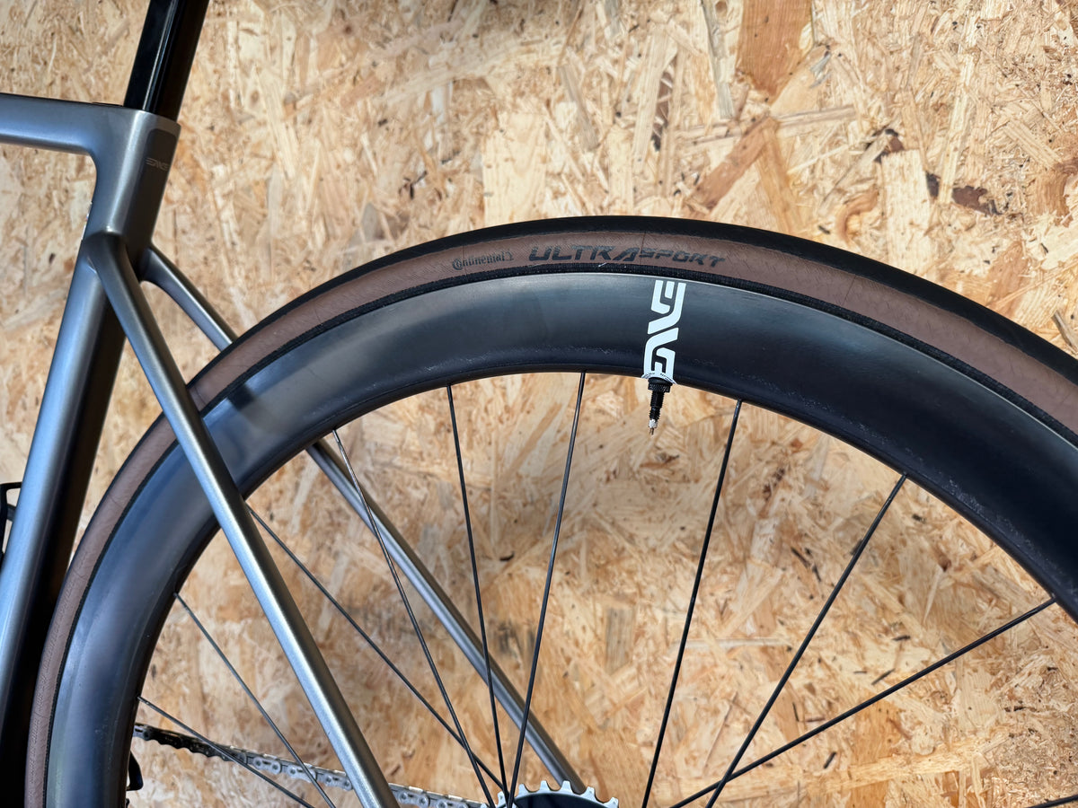 Enve melee taille 58 (184-190cm)