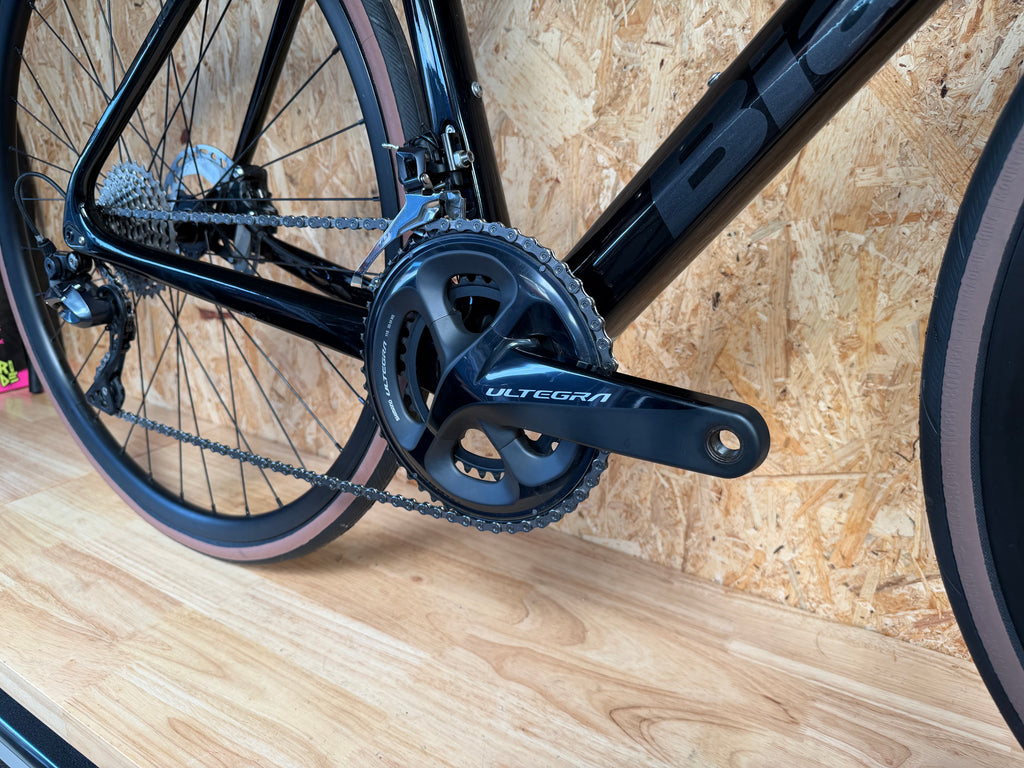 Bianchi infinito taille 55 (180-184cm)