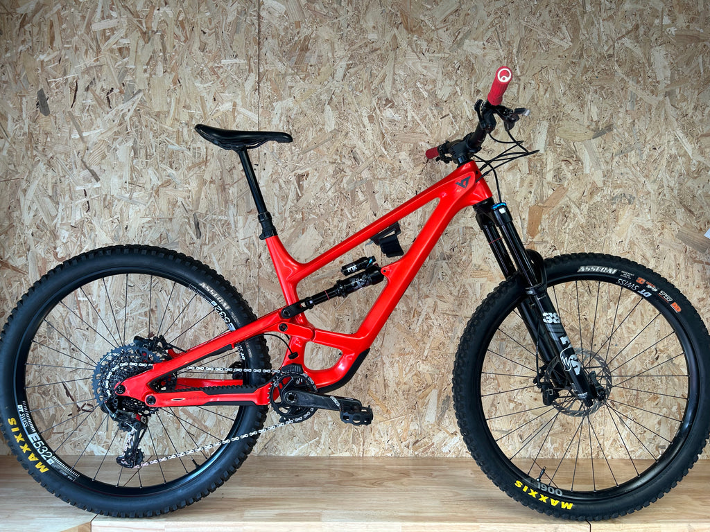 YT Capra – 2023 (1m75 à 1m85)
