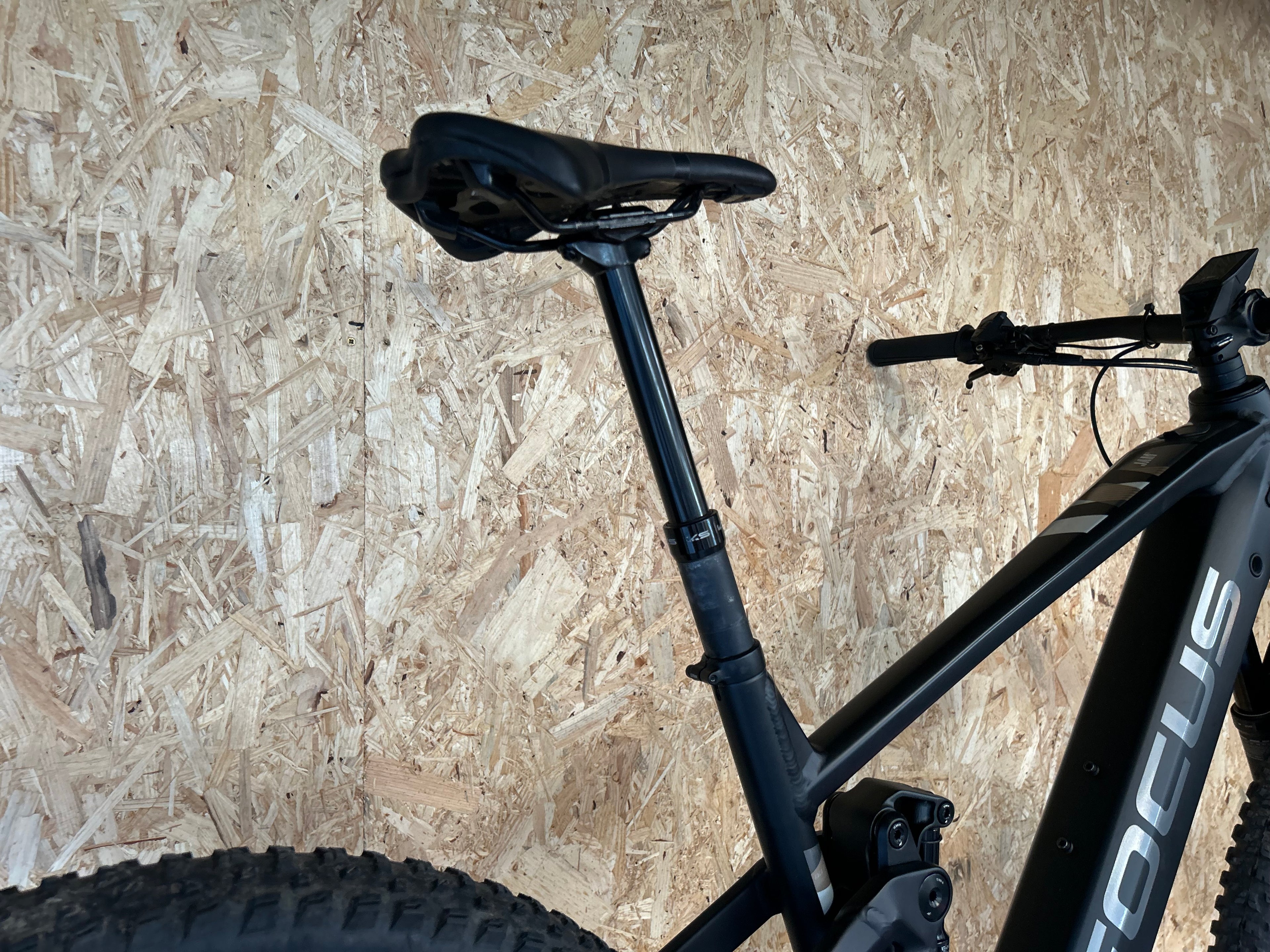 VTT électrique FOCUS jam taille (175-181cm)