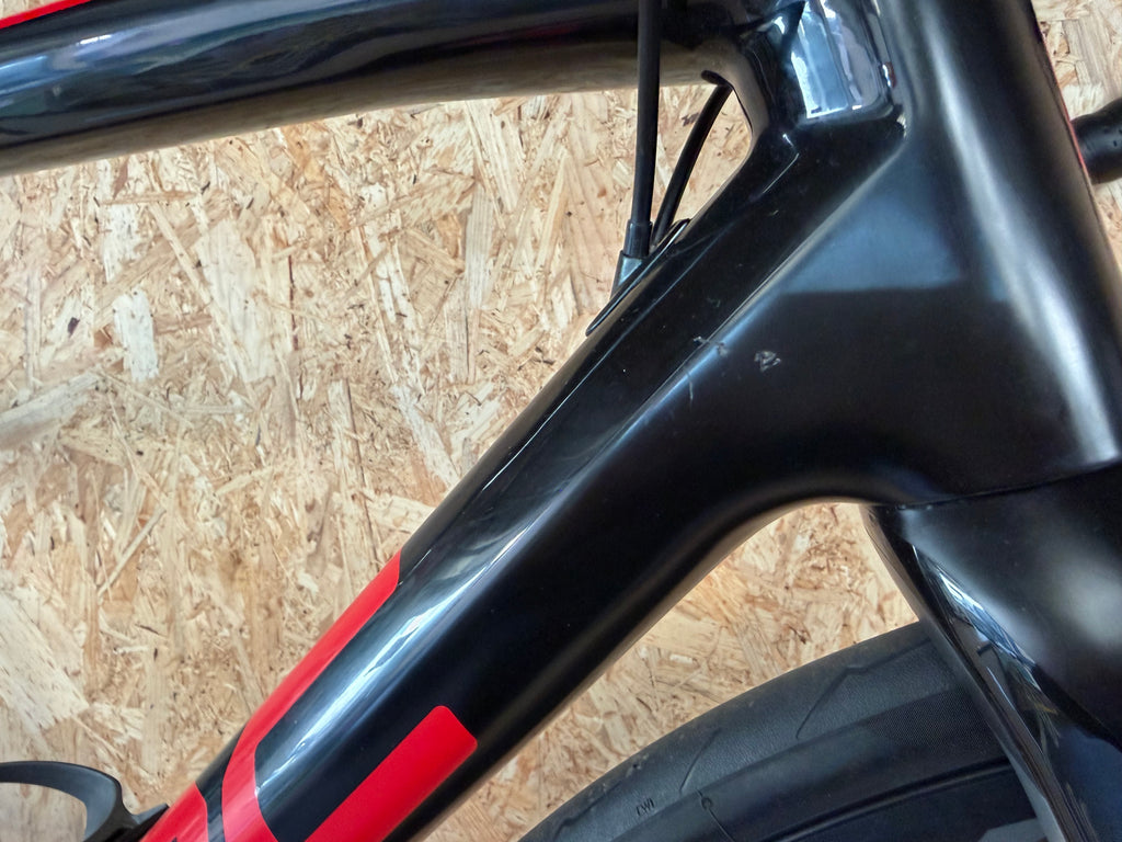 BMC Teammachine SLR01 – Taille 54 (174-180cm) – Ultegra – Full Carbone – 8,8 kg