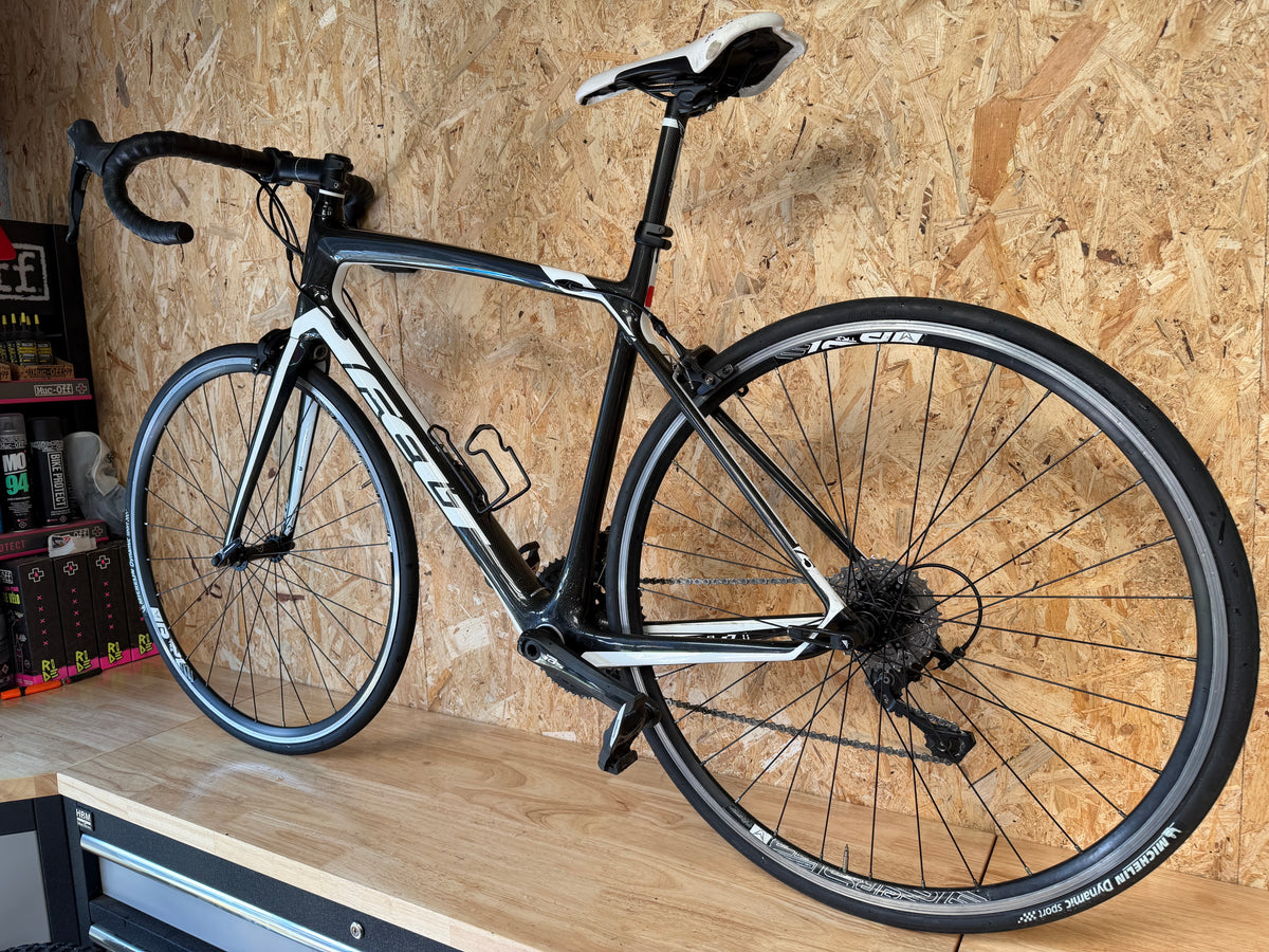 Vélo route felt taille L (180-185cm)