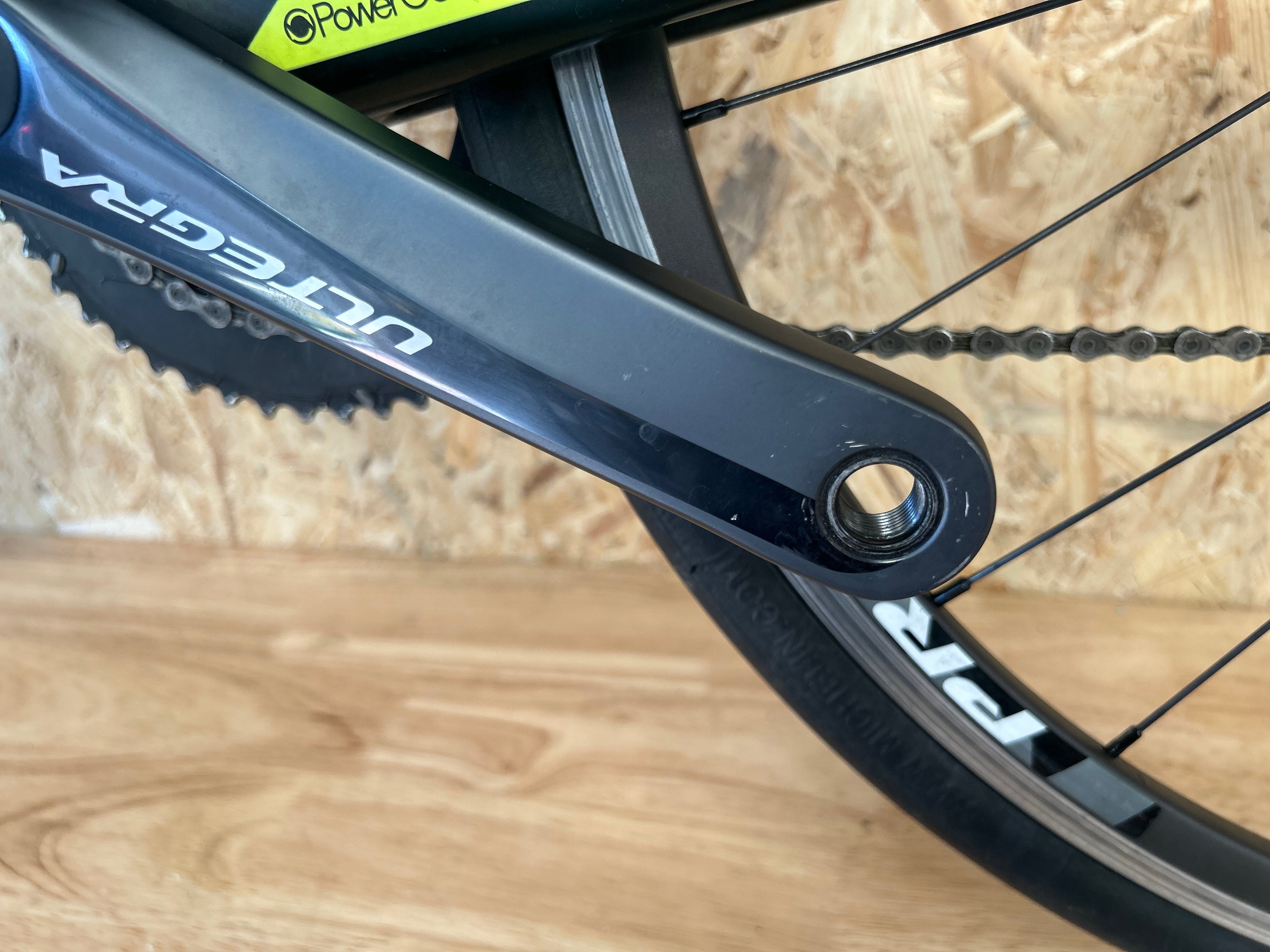 Giant TCR Advanced – 2016 – (173-183cm)