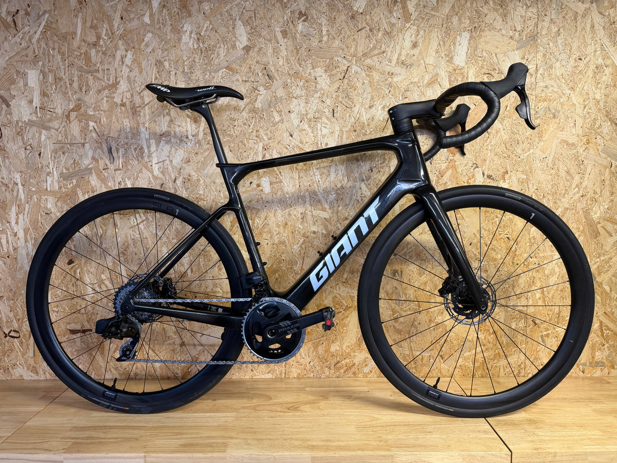 GIANT DEFY ADVANCED E+ ELITE 1 – 2025 – TAILLE M/L (178-186cm)