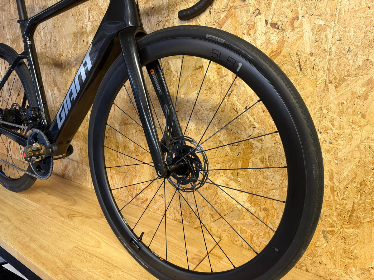 GIANT DEFY ADVANCED E+ ELITE 1 – 2025 – TAILLE M/L (178-186cm)
